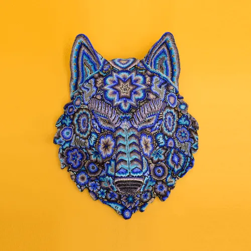 Figura de lobo arte huichol 592