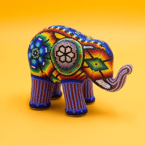 Escultura de Elefante arte huichol azul morado 665