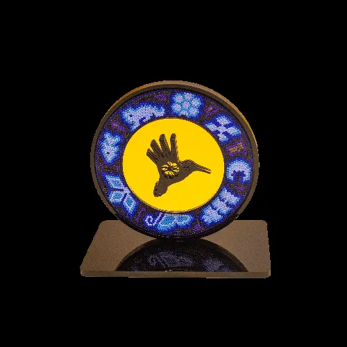 Figura de reconocimiento de acrilico arte huichol clasico main