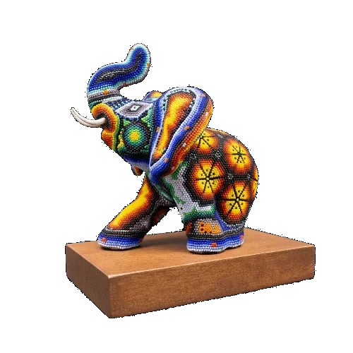 Figura de reconocimiento con arte huichol elefante mediano azul base