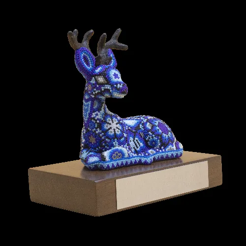Escultura de Reconocimiento de arte huichol venado azul