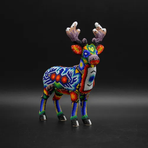 Figura de venado huichol colorido aguila de dos cabezas