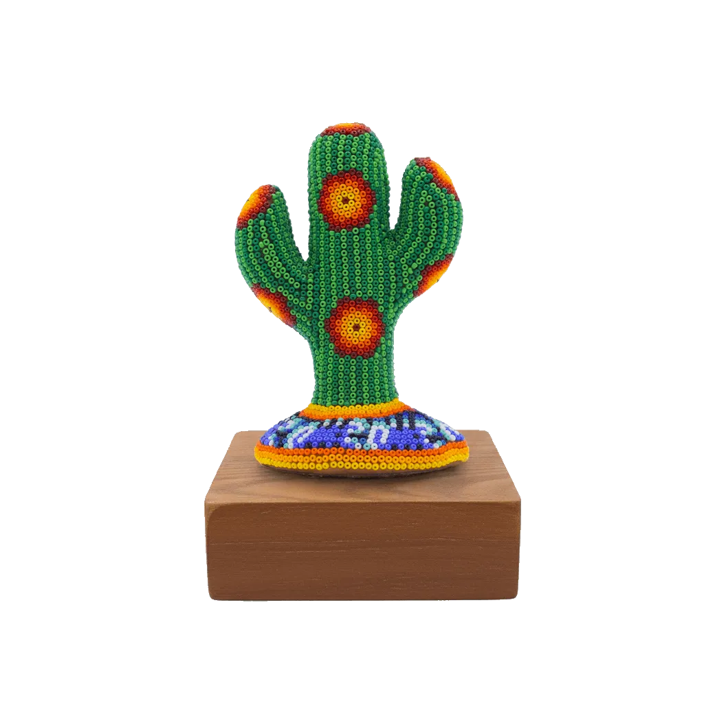 Figura de reconocimiento de arte huichol cactus verde